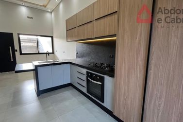 Casa &agrave; venda - 140m&sup2; - Parque Est&acirc;ncia II