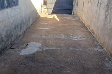 Casa &agrave; venda - 100m&sup2; - Jardim Tangara