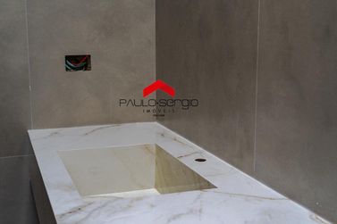 Casa &agrave; venda - 110m&sup2; - Jardim Cima