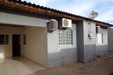 Casa &agrave; venda - 100m&sup2; - Jardim Panorama