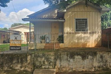 Casa &agrave; venda - 80m&sup2; - Zona VI