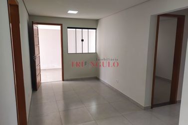 Casa para alugar - 107m&sup2; - CONJUNTO RESIDENCIAL OURO PRETO