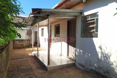 Casa para alugar - ZONA I