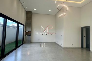 Casa &agrave; venda - 162m&sup2; - Avenida Paran&aacute;