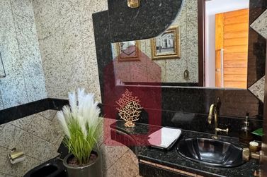 Casa &agrave; venda - 332m&sup2; - Zona I