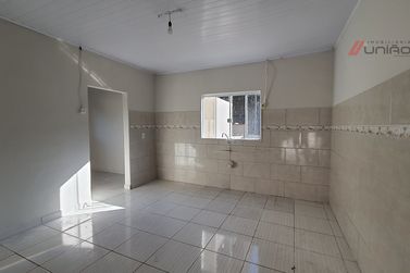 Casa para alugar - 120m&sup2; - Zona I