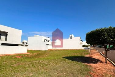 Terreno &agrave; venda - 240m&sup2; - Gleba Figueira