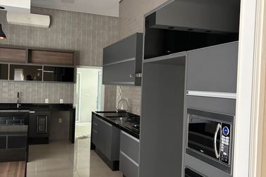 Casa &agrave; venda - 218m&sup2; - Rua Gaivota