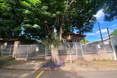 Casa &agrave; venda - 102m&sup2; - ZONA III