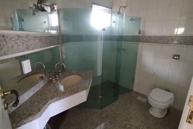 Casa &agrave; venda - 406m&sup2; - Zona II