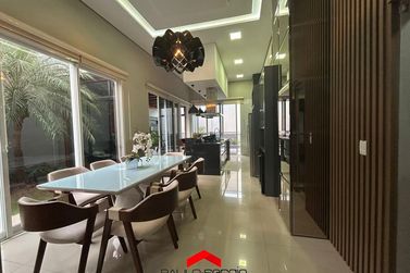 Casa &agrave; venda - 200m&sup2; - Lago Aratimbo