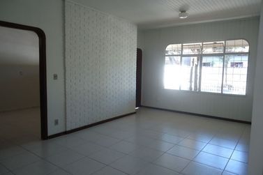 Casa para alugar - 167m&sup2; - ZONA II