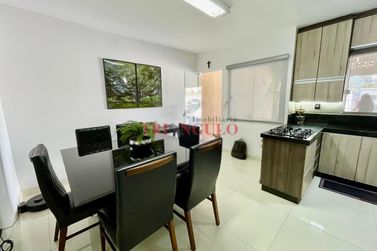Casa &agrave; venda - 145m&sup2; - ZONA IV