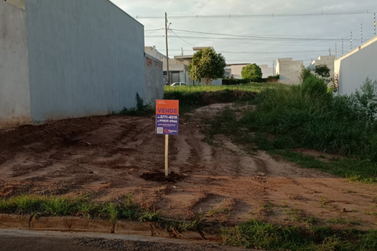 Terreno &agrave; venda - 220m&sup2; - Parque Residencial Metropolitano
