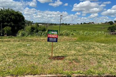 Terreno &agrave; venda - 246m&sup2; - Parque Metropolitano III