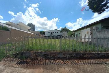 Terreno &agrave; venda - 490m&sup2; - Zona II