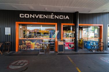Sal&atilde;o Comercial &agrave; venda - 1470m&sup2; - Zona I