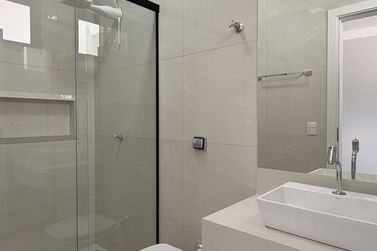 Casa &agrave; venda - 110m&sup2; - Jardim Cima