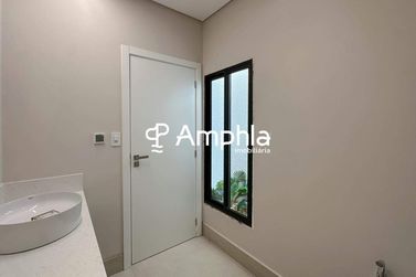 Casa &agrave; venda - 230m&sup2; - Recanto Tropical