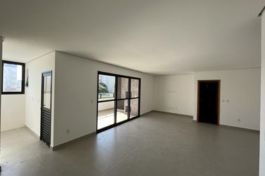 Apartamento &agrave; venda - 195m&sup2; - Zona I