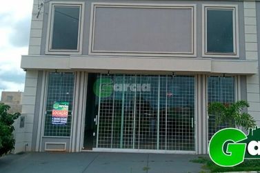 Sal&atilde;o Comercial para alugar - 240m&sup2; - Parque Colina Verde
