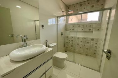 Casa &agrave; venda - 180m&sup2; - JARDIM ALPHAVILE