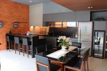 Casa &agrave; venda - 420m&sup2; - Condom&iacute;nio Europark