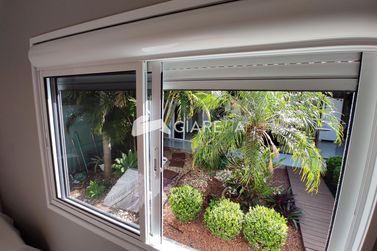 Casa &agrave; venda - 180m&sup2; - JARDIM GISELA