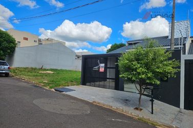 Casa &agrave; venda - 135m&sup2; - Jardim Imigrantes