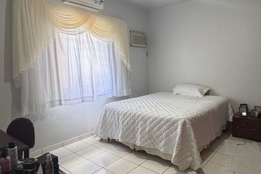 Casa &agrave; venda - 140m&sup2; - Jardim Para&iacute;so