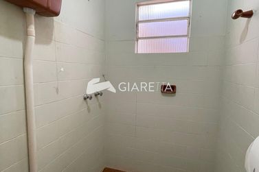 Terreno &agrave; venda - 204m&sup2; - CENTRO