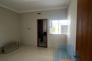 Casa &agrave; venda - 80m&sup2; - Parque Residencial Tokio