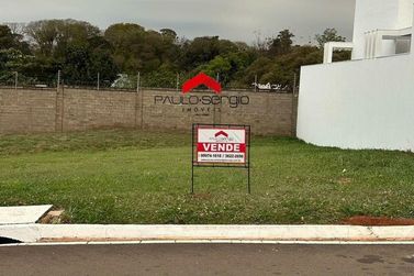 Terreno &agrave; venda - 324m&sup2; - Condom&iacute;nio Residencial Royal Garden