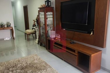 Casa &agrave; venda - 197m&sup2; - Jardim Yoshi