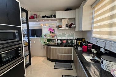 Apartamento &agrave; venda - 102m&sup2; - Zona VI
