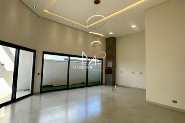 Casa &agrave; venda - 162m&sup2; - Avenida Paran&aacute;