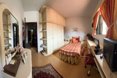 Sobrado para alugar - 241m&sup2; - Zona 1 A