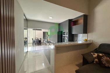 Casa &agrave; venda - 119m&sup2; - PARQUE RESIDENCIAL METROPOLITANO