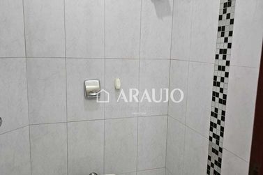 Sobrado &agrave; venda - 272m&sup2; - Zona III