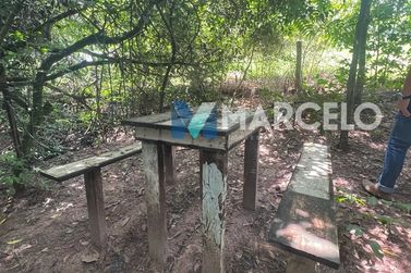 Ch&aacute;cara &agrave; venda - 4597m&sup2; - -