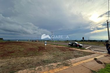 Terreno &agrave; venda - 388m&sup2; - VILA BECKER