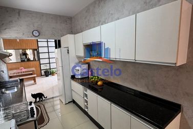 Casa &agrave; venda - 92m&sup2; - PARQUE RESIDENCIAL BELO MONTE