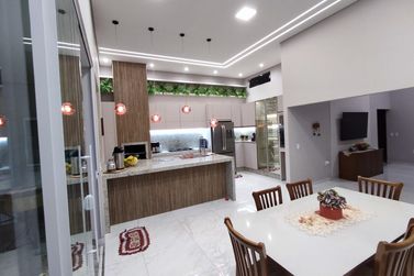 Casa &agrave; venda - 140m&sup2; - Jardim Arax&aacute;