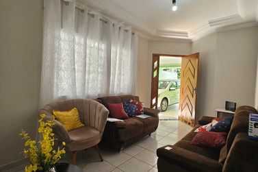 Casa &agrave; venda - 202m&sup2; - Jardim San Rafael