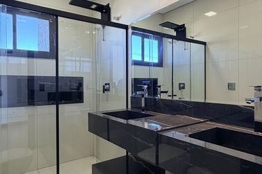 Sobrado &agrave; venda - 200m&sup2; - Jardim Colorado