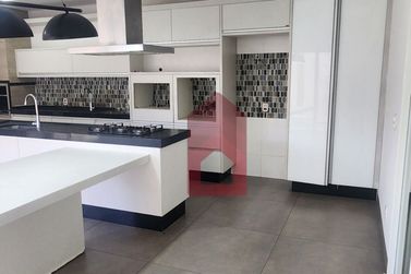 Casa para alugar - 252m&sup2; - Residencial Ecoville