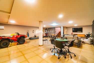 Casa &agrave; venda - 275m&sup2; - CENTRO