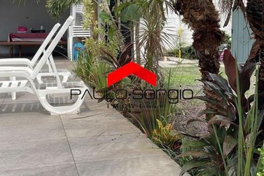 Ch&aacute;cara &agrave; venda - 270m&sup2; - Centro