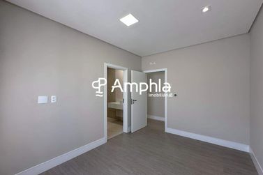 Casa &agrave; venda - 230m&sup2; - Recanto Tropical