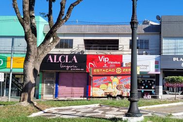 Apartamento para alugar - 350m&sup2; - Zona III